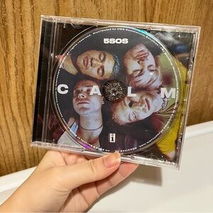 5 Seconds of Summer 5SOS CALM CD!